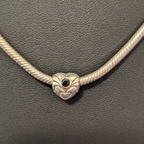 925 Sterling 16.5" Snake Chain W/ Two Black Spinel Heart Sliding Charm Necklace - Picture 2 of 6
